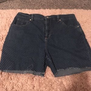 Polka dot cut off shorts